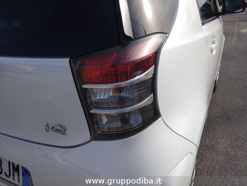 Toyota iQ 1.0 Active (sol) cvt E5