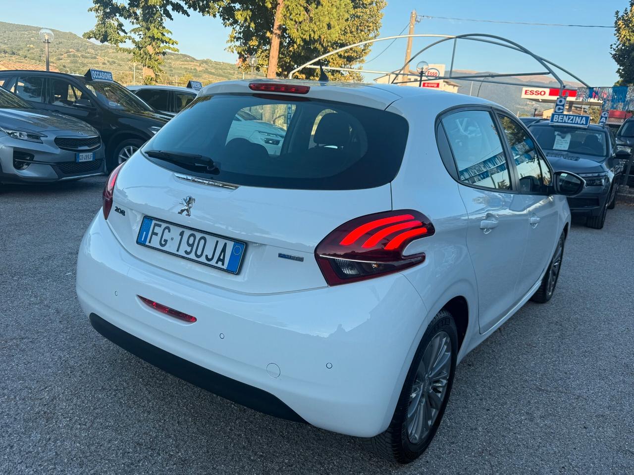 "SUPER ECO" Peugeot 208 PureTech GPL Active
