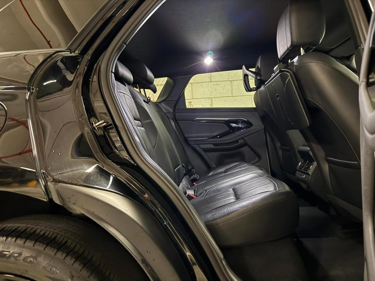 Land Rover Range Evoque 2.0D I4-L.Flw 150 CV AWD Auto R-Dynamic