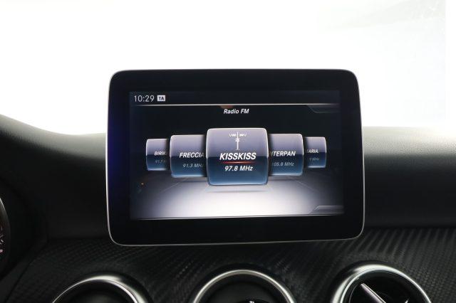 MERCEDES-BENZ A 180 A 180 d Automatic Premium
