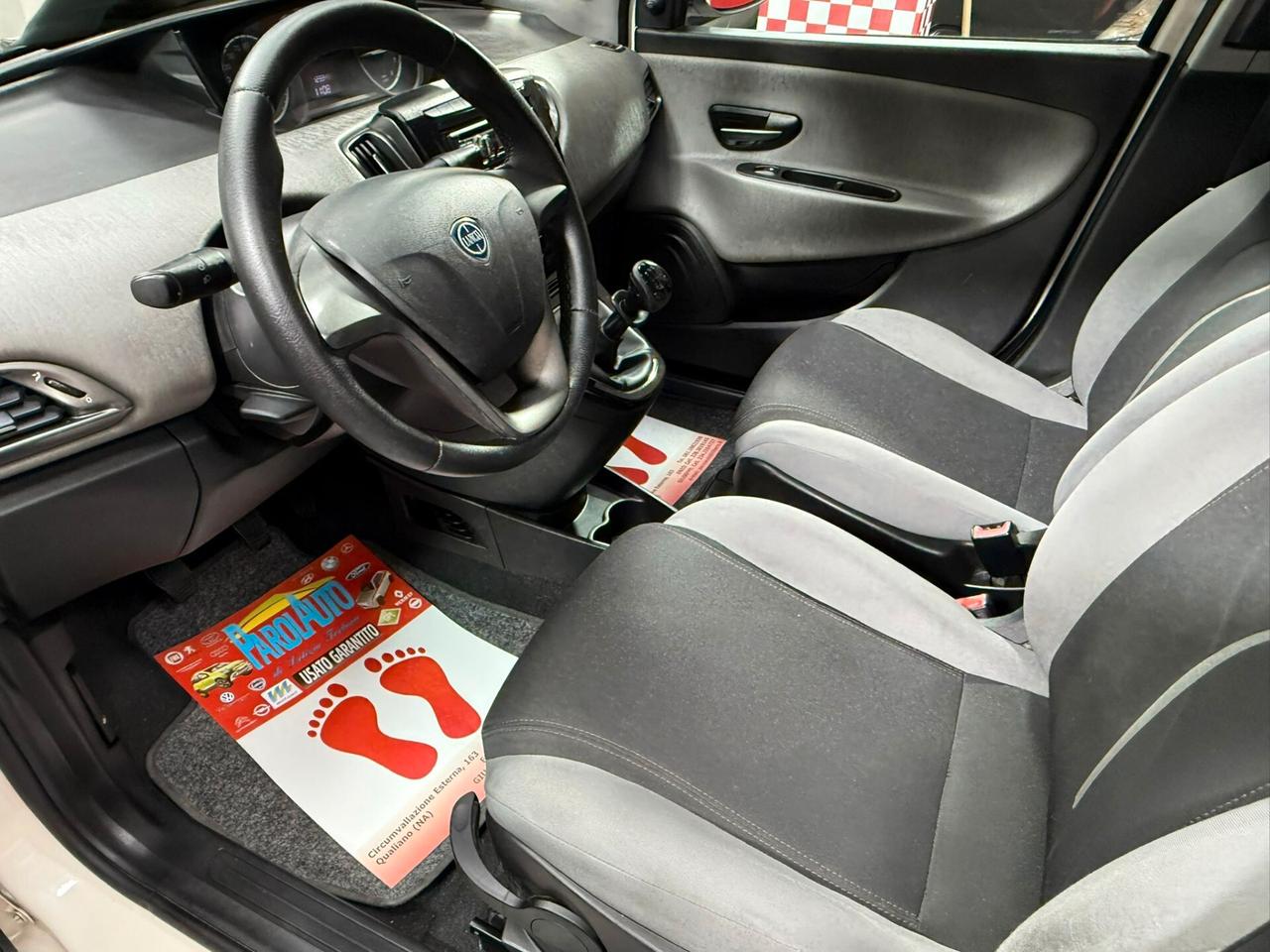 Lancia Ypsilon 1.2 69cv GPL Ecochic - 2012