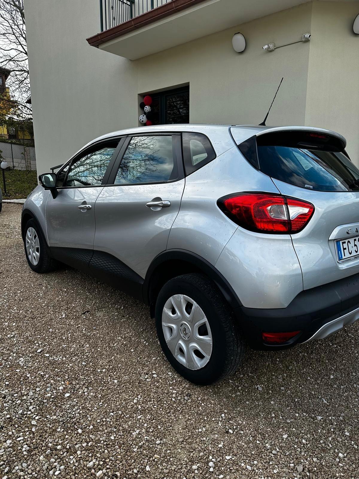 Renault Captur dCi 8V 90 CV Start&Stop Energy Iconic