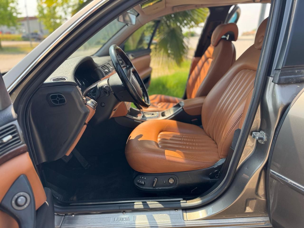 Lancia Thesis 2.4 JTD 20V aut. Limited Edition 2007