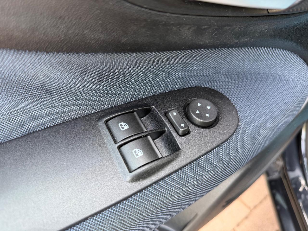 Fiat Punto Evo 1.4 77cv OK NEOPATENTATO