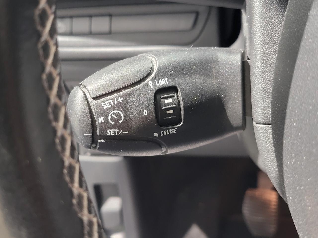 Peugeot 2008 - 2016 1.6 BlueHDi 100 Allure