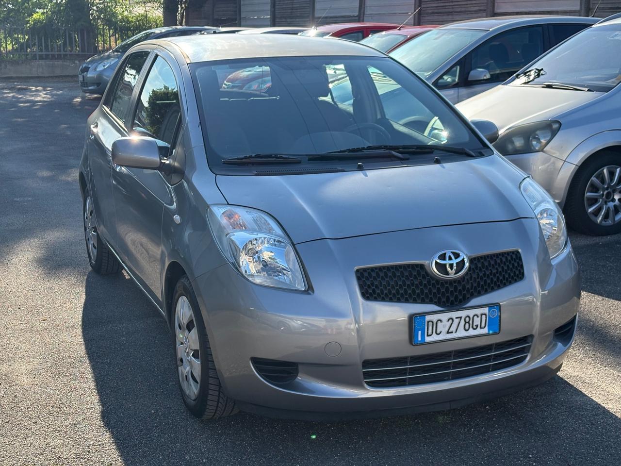 Toyota Yaris 1.3 5 porte Sol