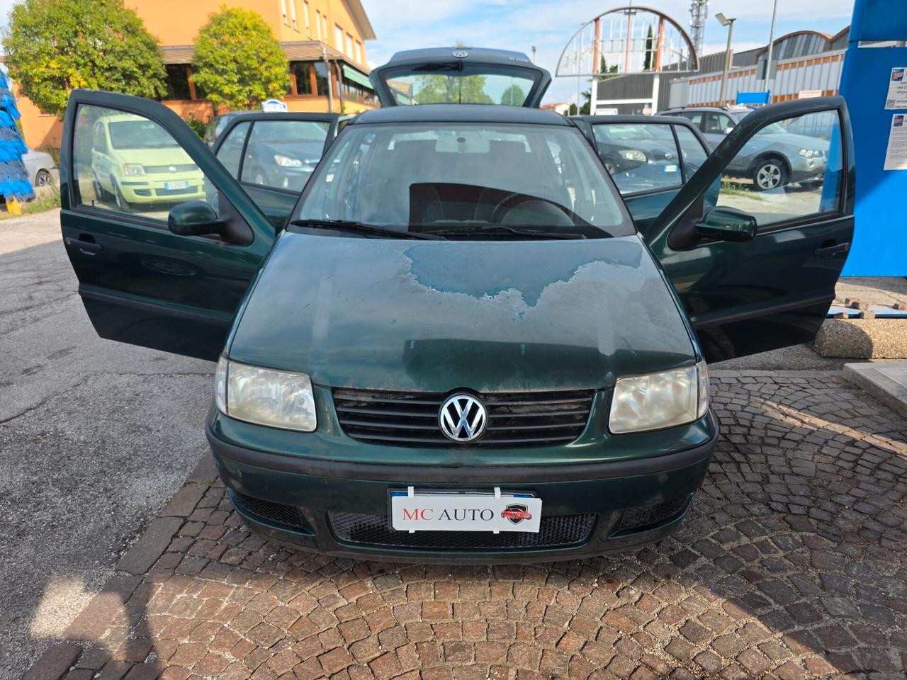 Volkswagen Polo 1.4 cat 5 porte Con 266.000km Neopatentati ok