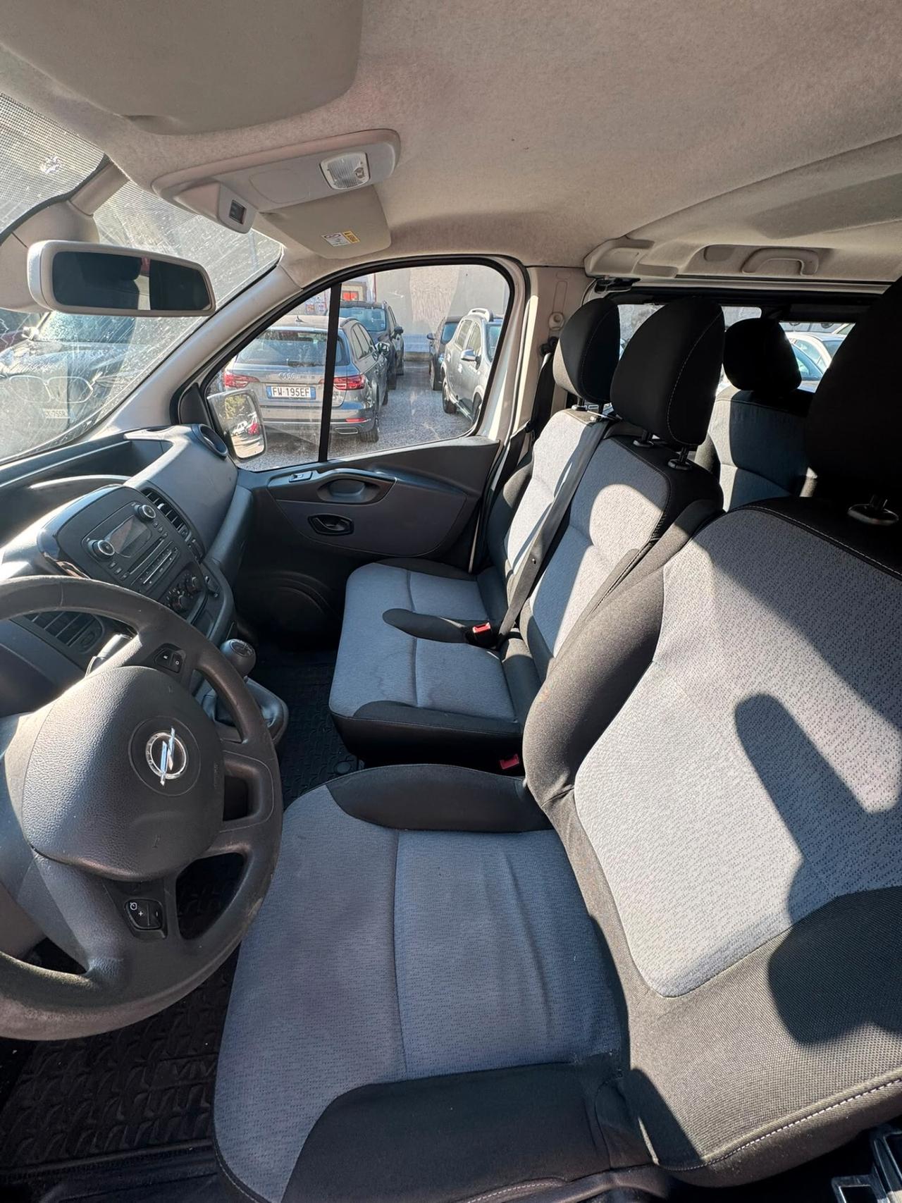 Opel Vivaro 29 1.6 CDTI PC-TN 9 POSTI