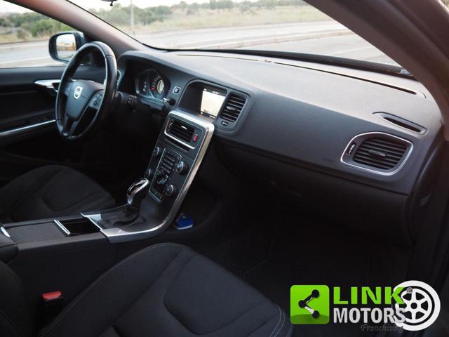 VOLVO V60 D2 Geartronic Kinetic