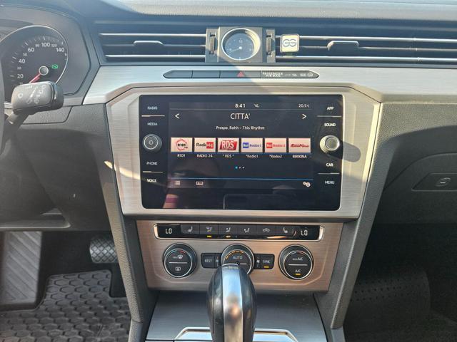 VOLKSWAGEN Passat Variant 2.0 TDI DSG BlueMotion Tech