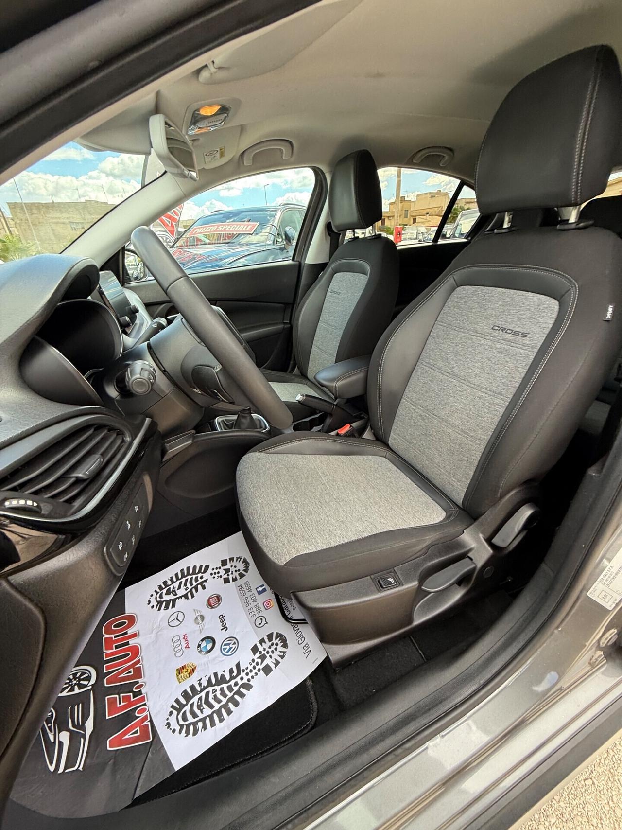 Fiat Tipo 1.6 Mjt S&S 5 porte Cross