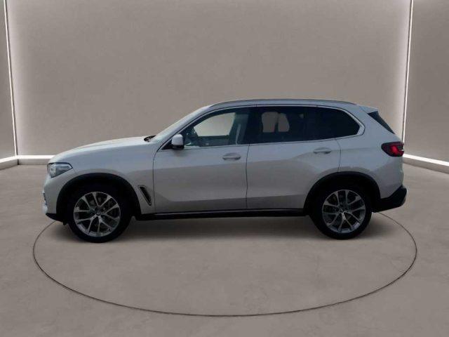 BMW X5 (G05/F95) - xDrive30d 48V xLine