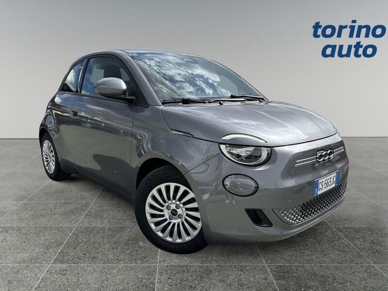 FIAT 500 Action Berlina