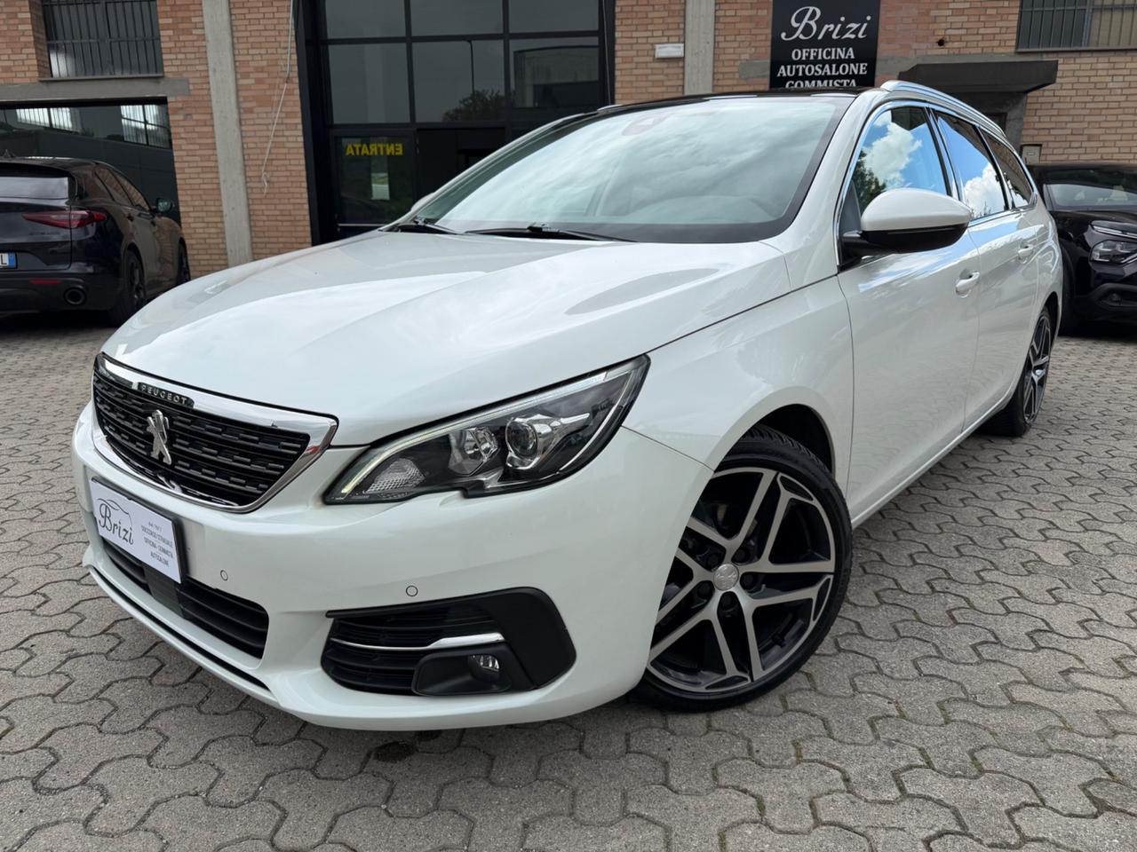 Peugeot 308 BlueHDi 130 S&S SW Allure