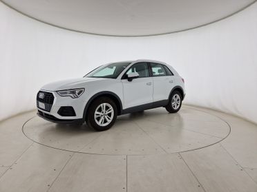 Audi Q3 35 2.0 tdi business s-tronic