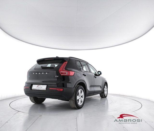 VOLVO XC40 D3 AWD Geartronic Momentum