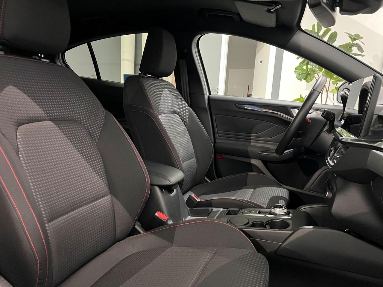 FORD Focus V 2022 1.5 ecoblue ST-Line 115cv auto