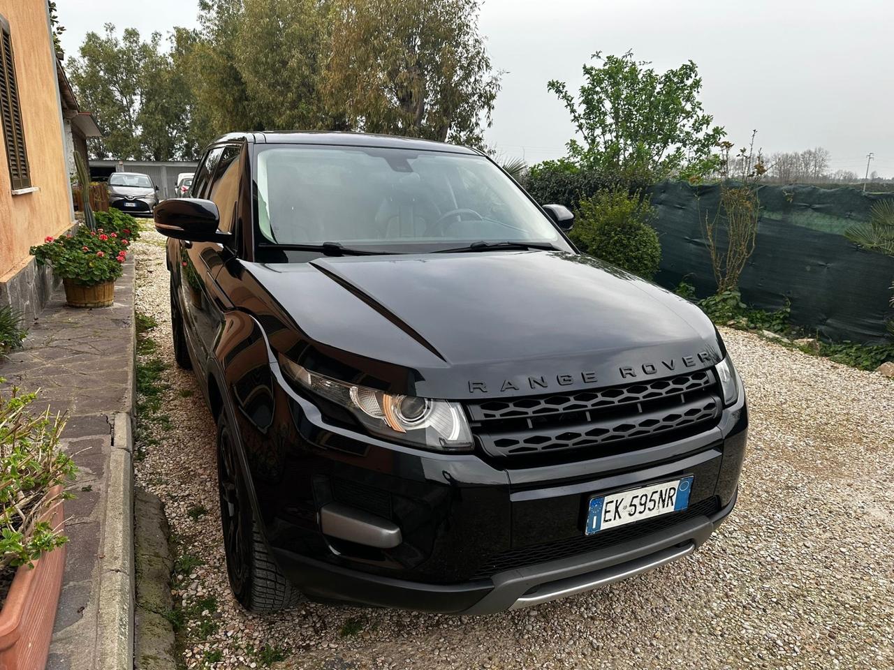 Land Rover Range Evoque Black Edition