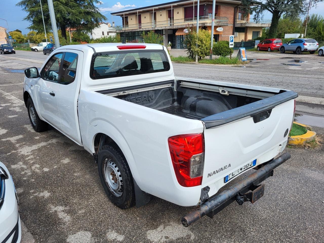 Nissan Navara 2.3 dCi 4WD King Cab Visia