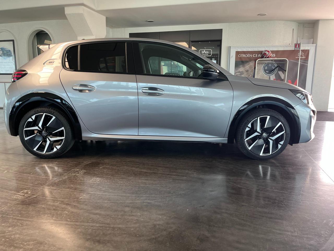 Peugeot 208 208 1.2 hybrid GT 136cv e-dcs 6