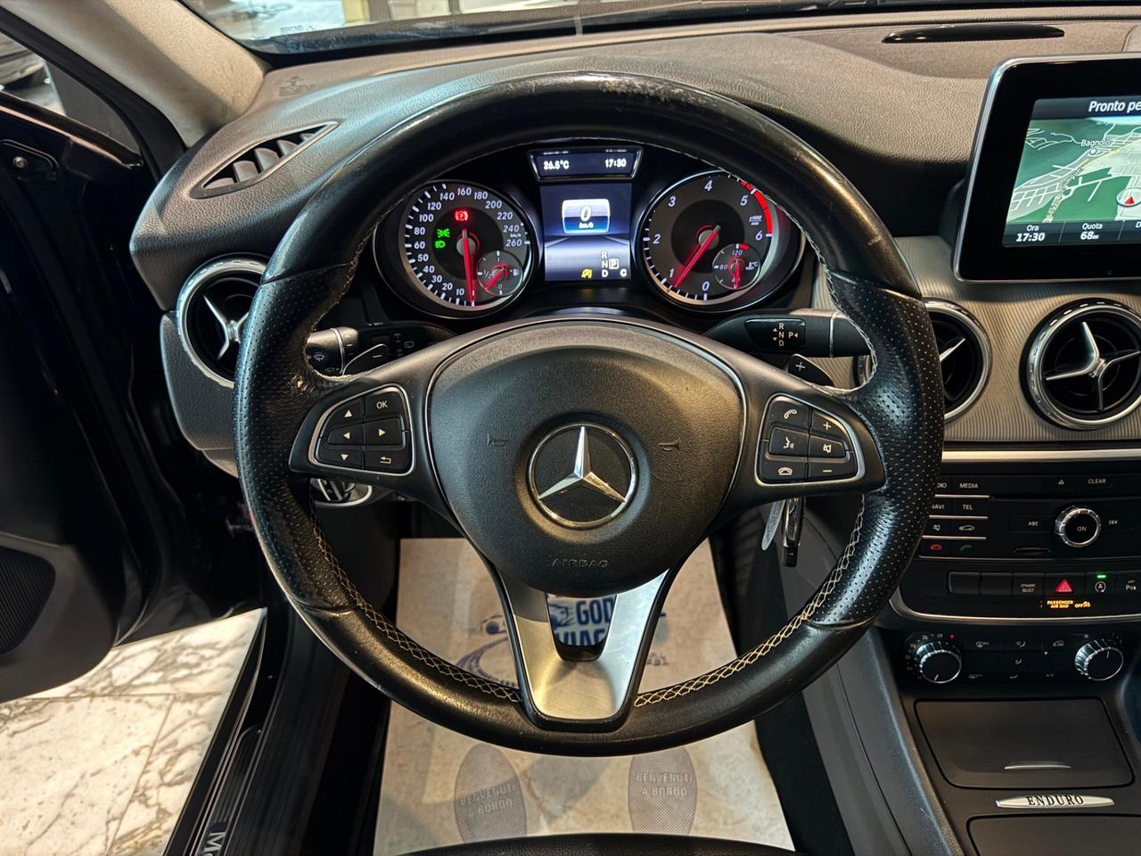 Mercedes-benz GLA 200 d Automatic Premium