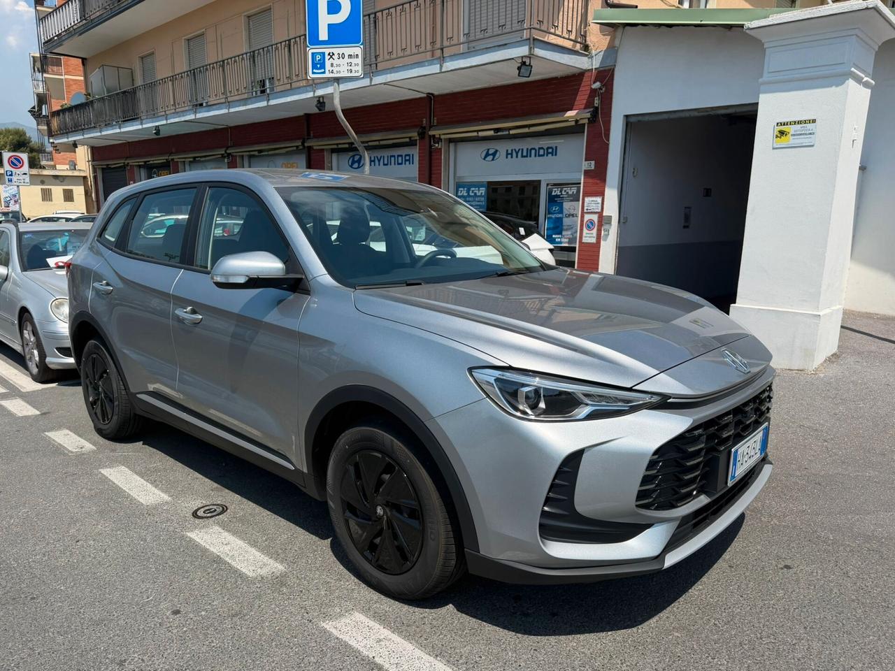 Mg ZS 1.5 Standard