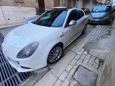 Alfa Romeo Giulietta 1750 TBi Quadrifoglio Verde
