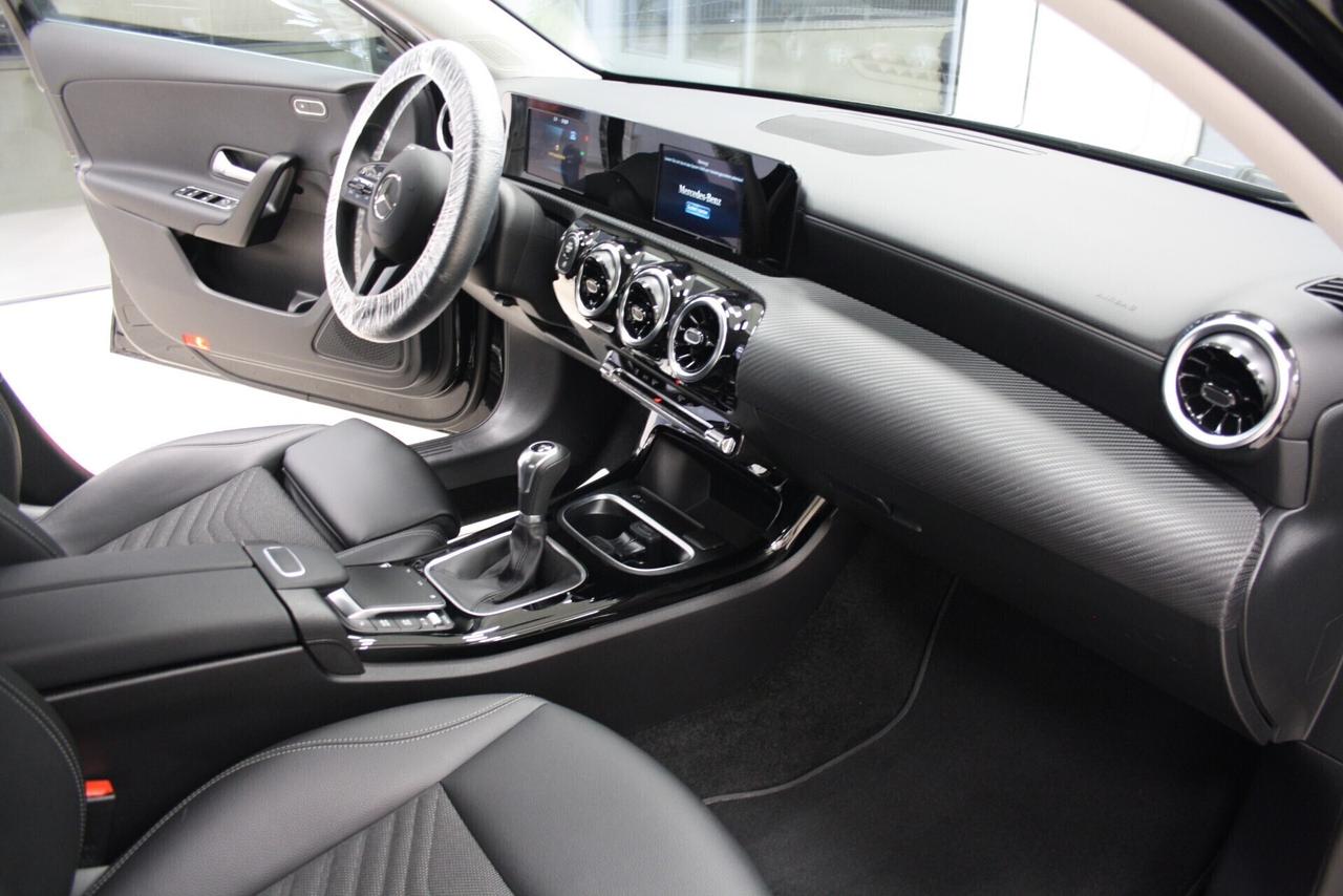 MERCEDES A 180 STYLE *2022
