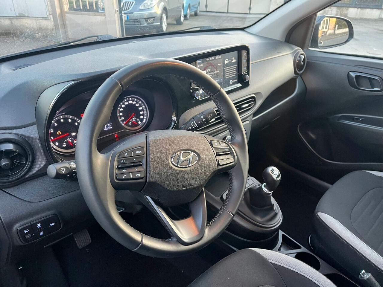 Hyundai i10 1.0 BENZ X NEOP 40.000 KM