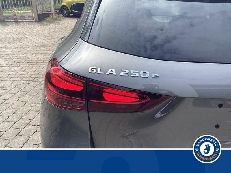 Mercedes-Benz GLA 250 E PLUG-IN HYBRID AUTOMATIC AMG line ADVANCED PLUS