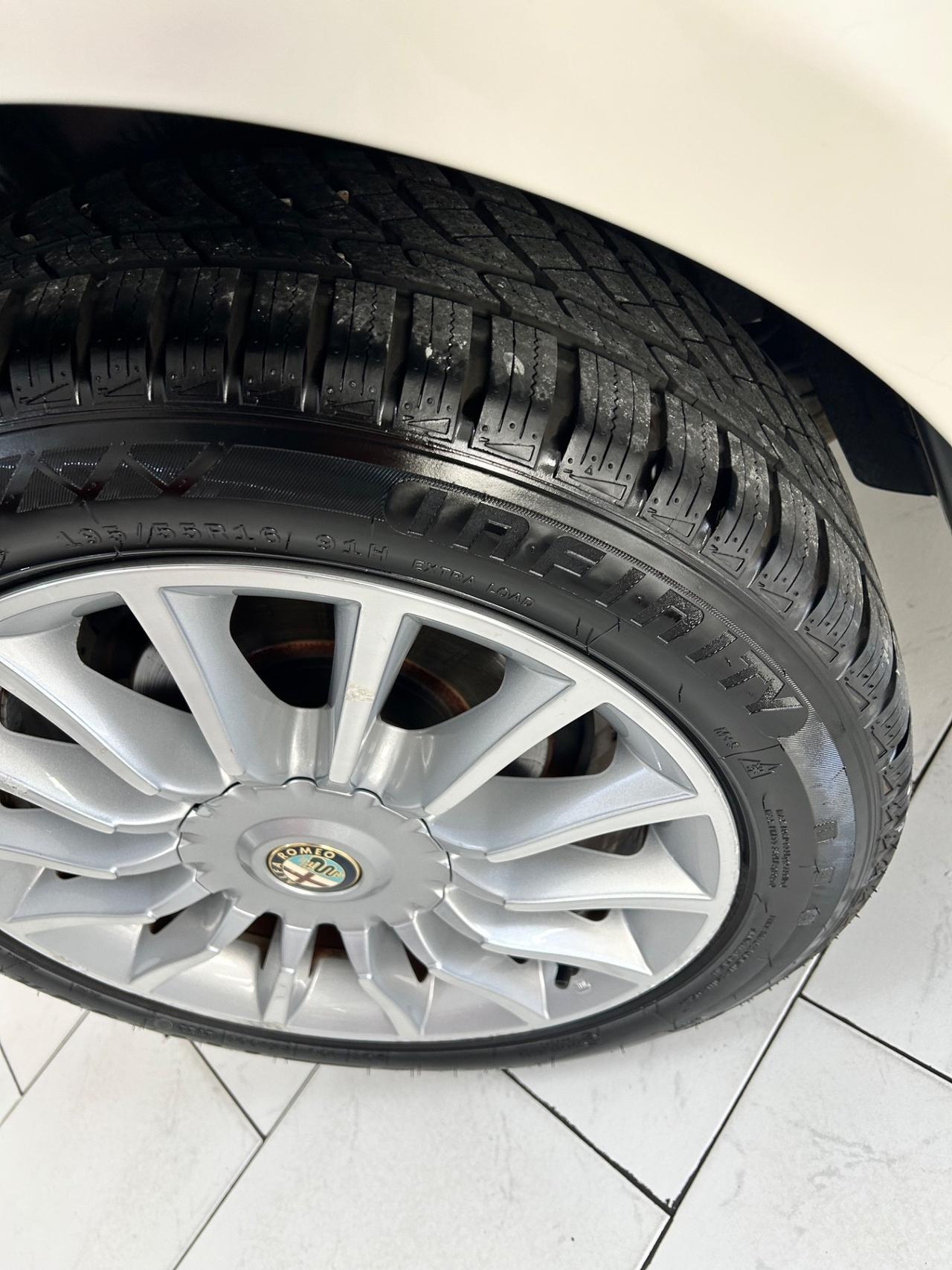 Alfa Romeo MiTo NEOPATENTATI
