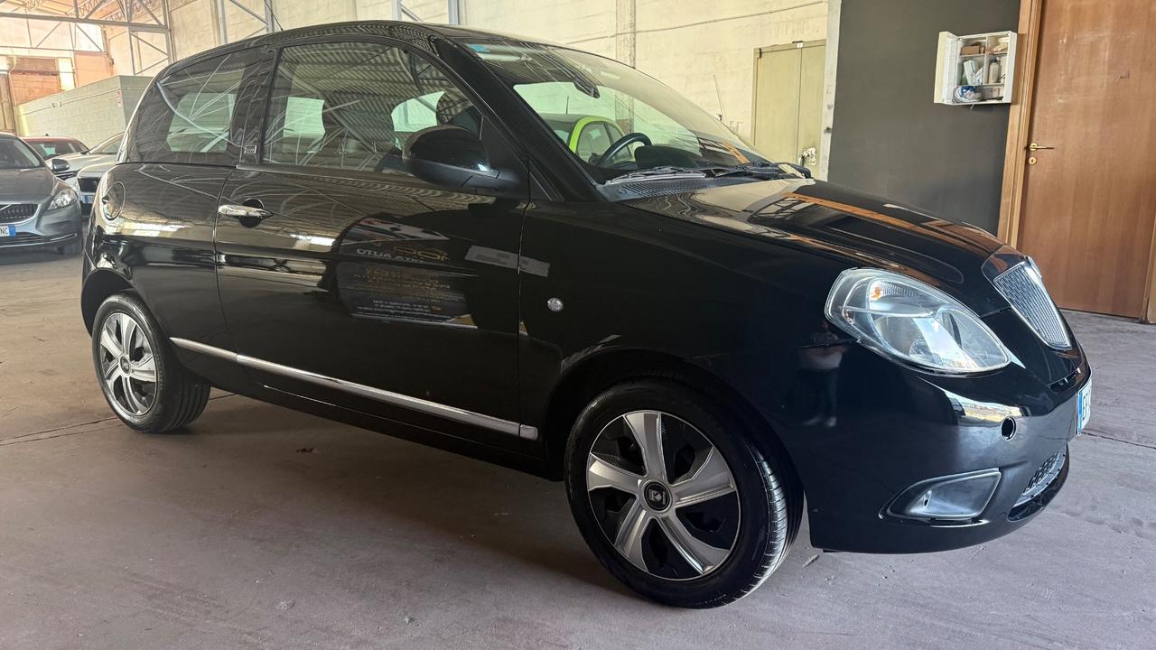 Lancia Ypsilon 1.2 69 CV Elle