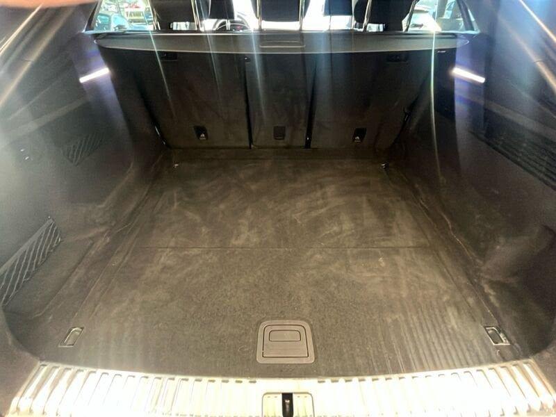 Audi Q8 50 TDI 210kW quattro tip. S Line Edition Black pack