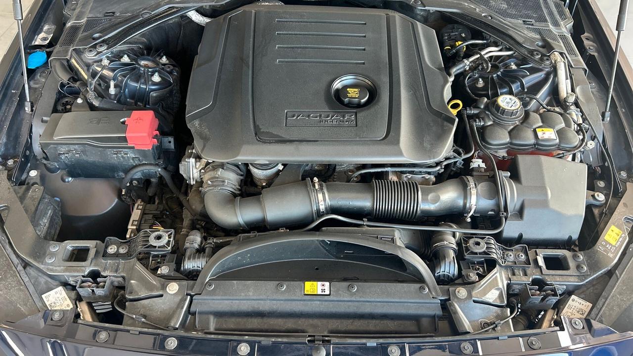 Jaguar XE 2.0 D Turbo aut. Prestige