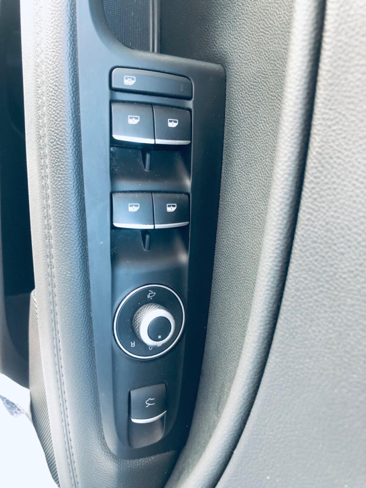 Alfa Romeo Stelvio 190CV Q4 PALETTE PELLE-TELECAM