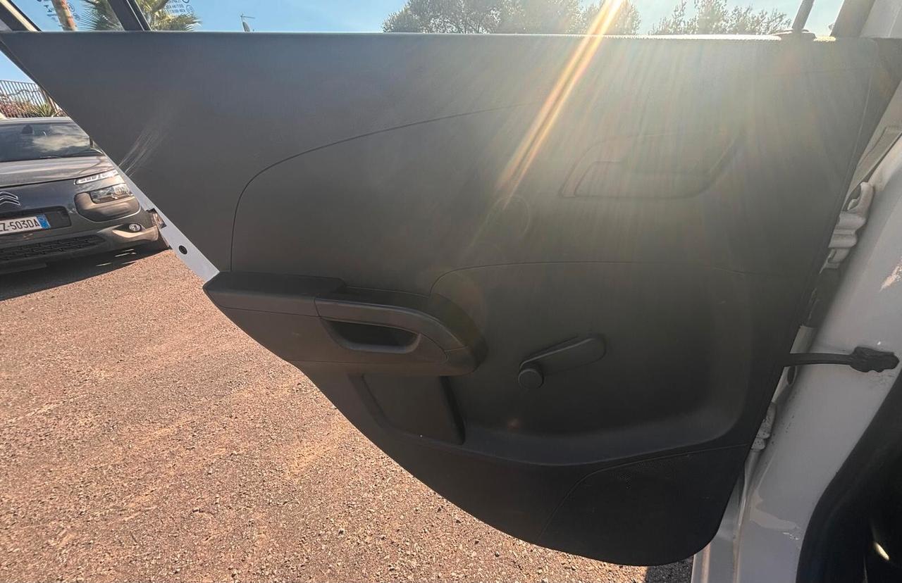 Chevrolet Aveo 1.3 diesel 75CV S&S 4 porte LT