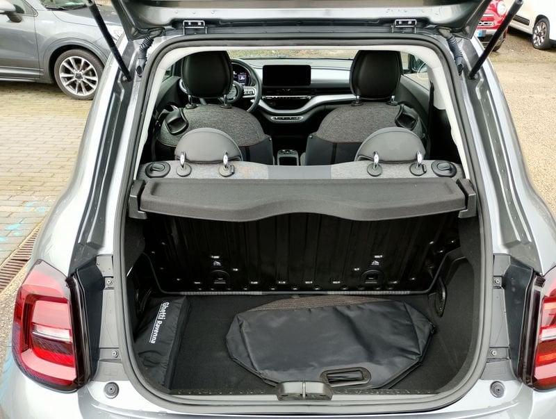 FIAT 500 500e Berlina 42 kWh Icon