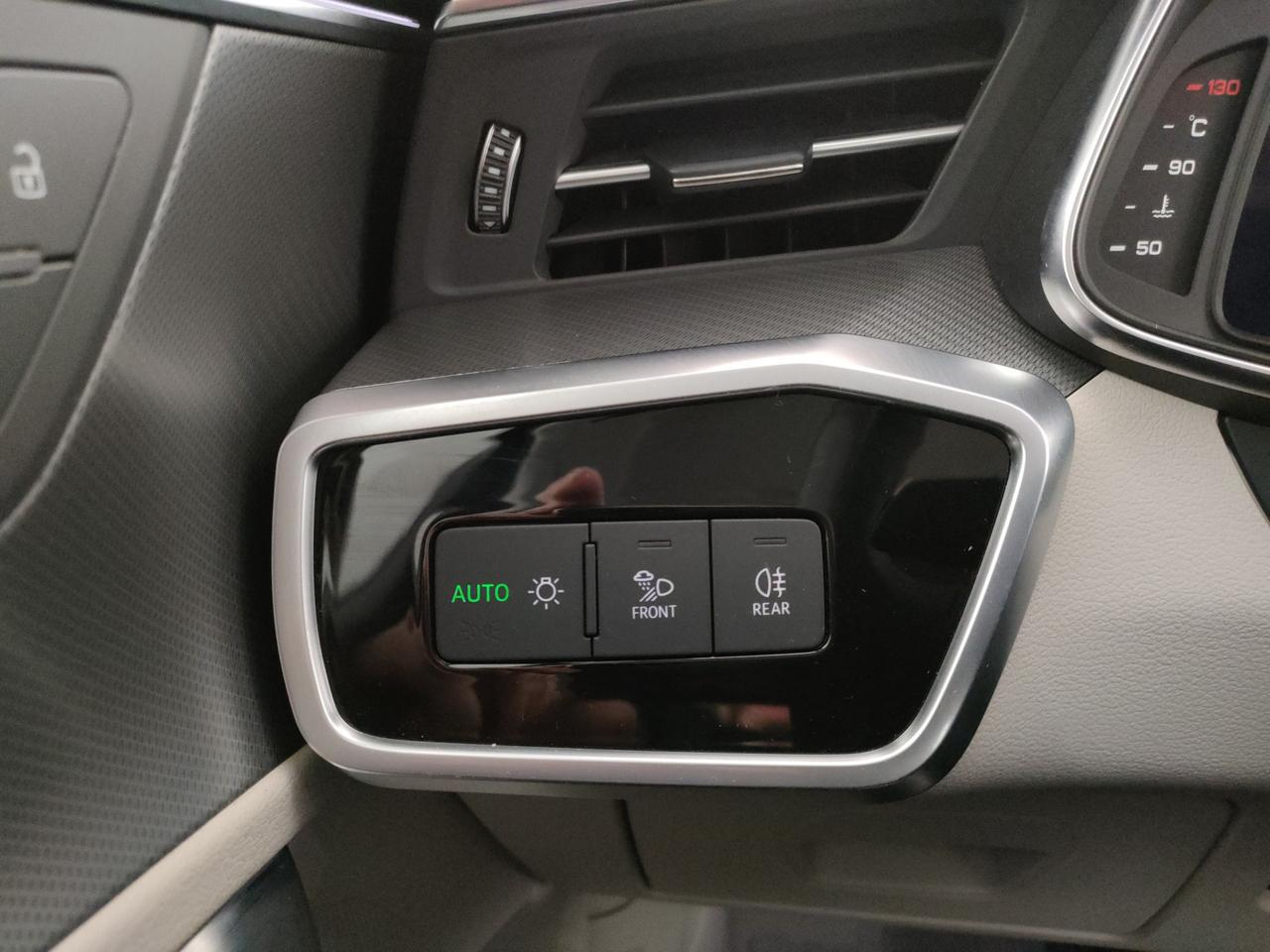 Audi A6 Avant 45 3.0 tdi mhev 48V S line edition quattr