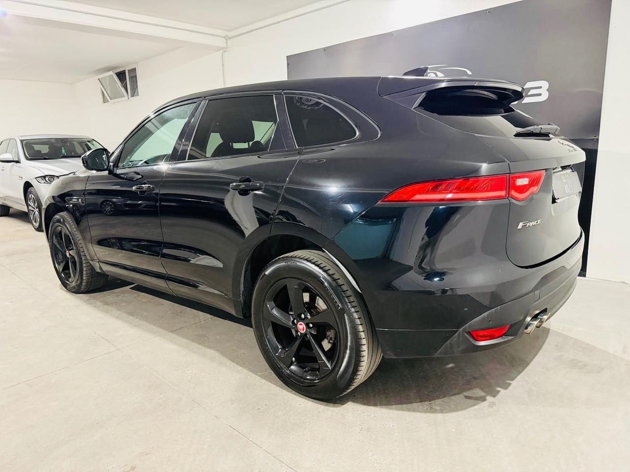 JAGUAR F-PACE*2.0*180 CV*AWD*R-LINE*