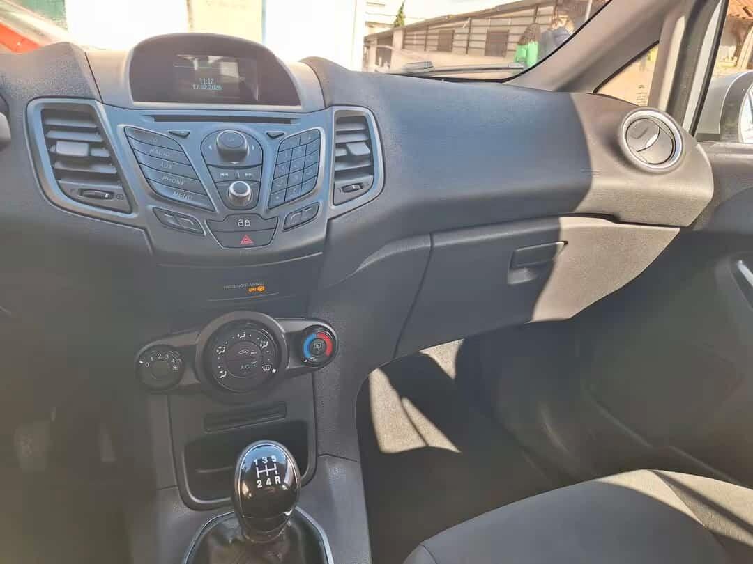 Ford Fiesta 1.5 TDCi 75CV 5 porte