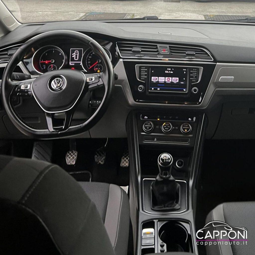 Volkswagen Touran 1.6 TDI 115 CV 7 POSTI