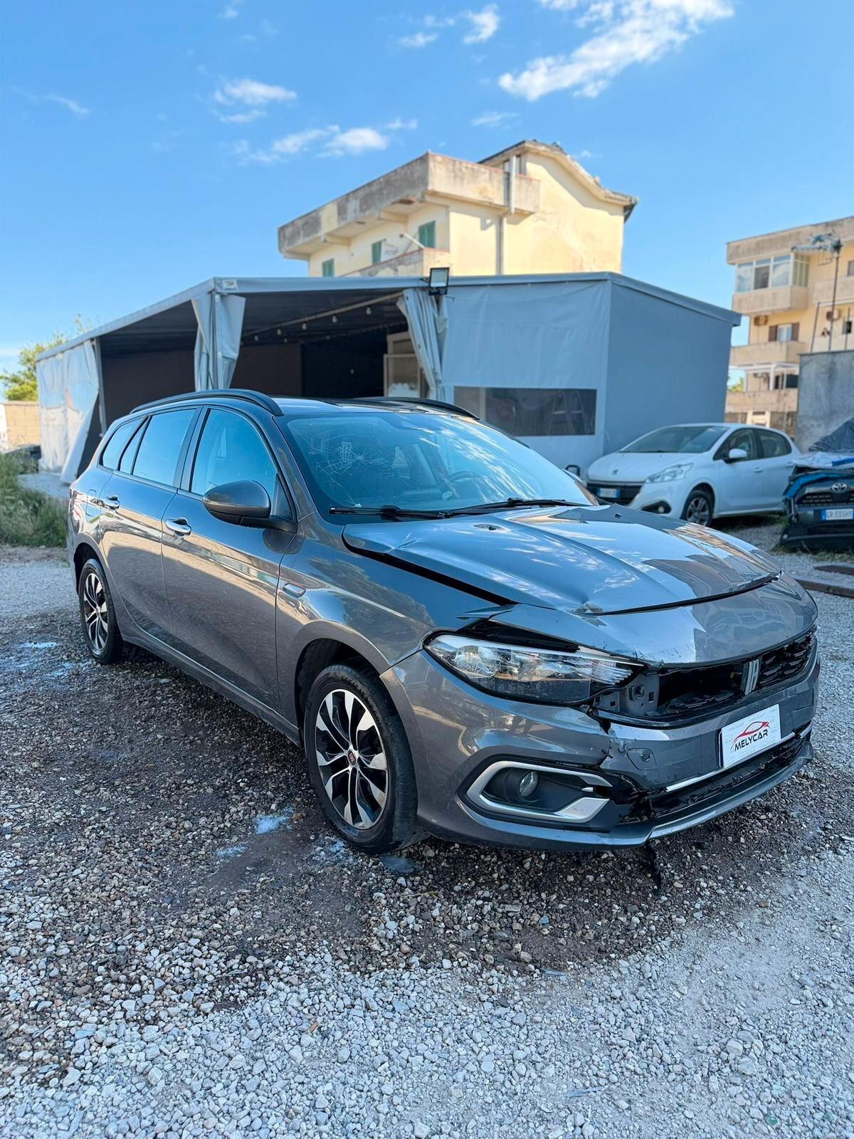 Fiat Tipo 1.6 Mjt S&S SW Cross Sinistrata Incidentata