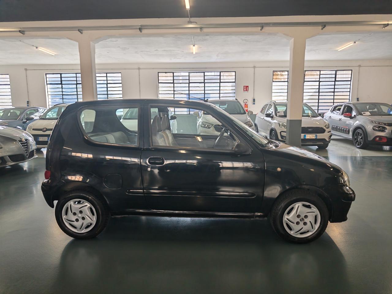 Fiat 600 1.1 Active