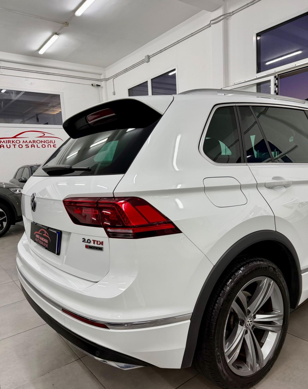VW Tiguan 2.0 240cv DSG 4MOTION R-LINE FINANZIABILE