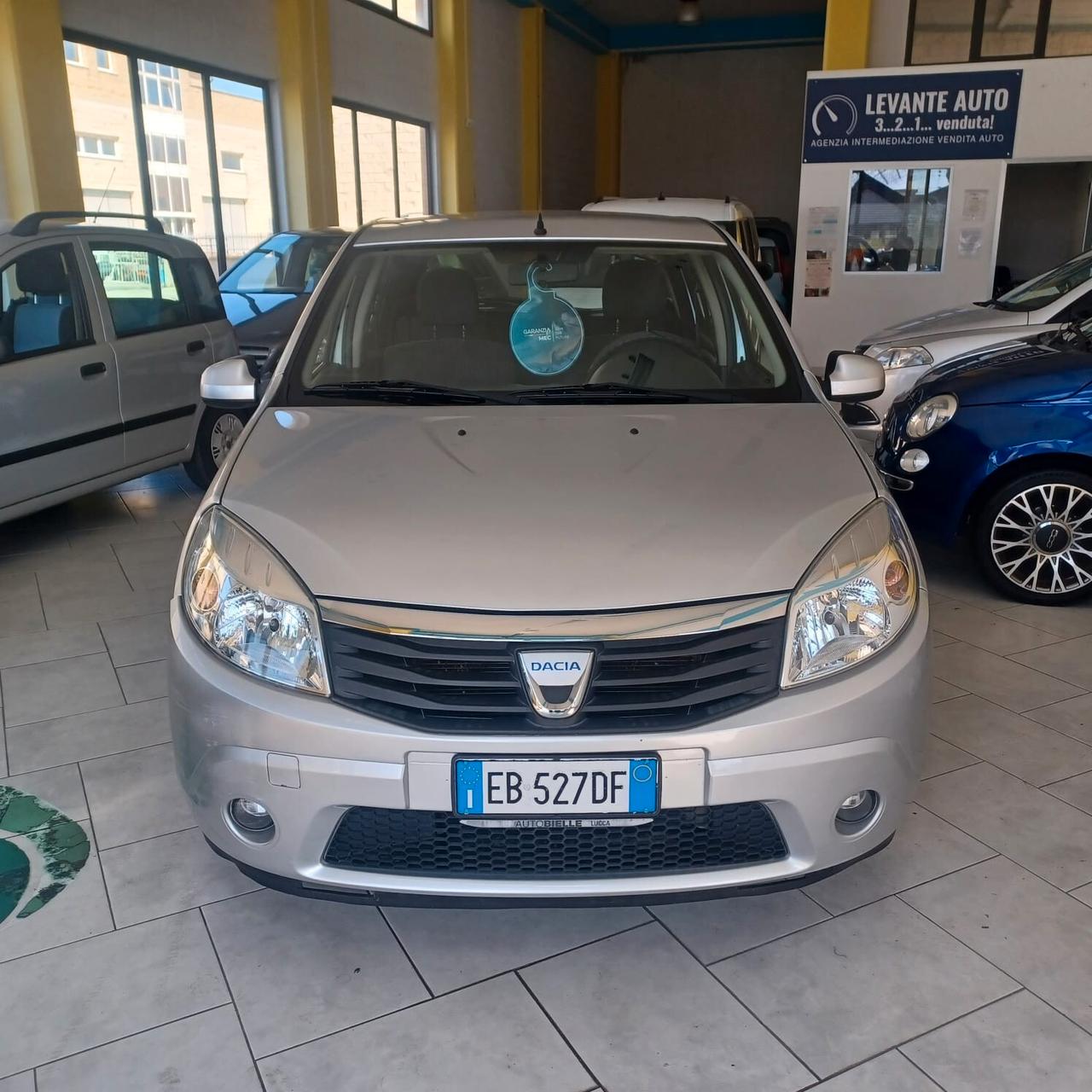 149.588 GPL DI FABBRICA SANDERO 1.4 PER NEOPATENTATI