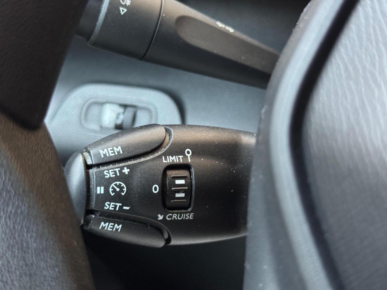 Peugeot Rifter Standard Rifter 1.5 bluehdi Active 100cv