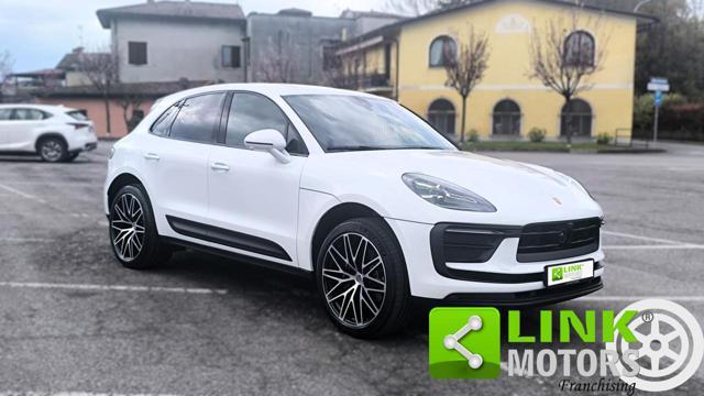 PORSCHE Macan 2.0 T SPORT CHRONO