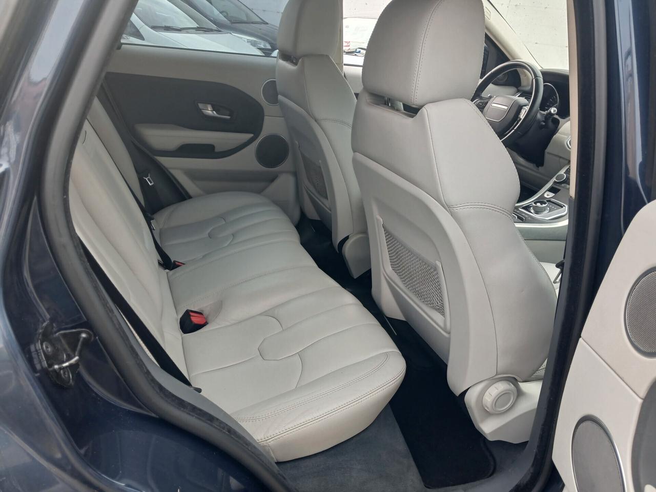 Land Rover Range Evoque 2.2 TD4 5p. Dynamic