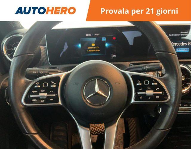 MERCEDES-BENZ A 200 Automatic Sport