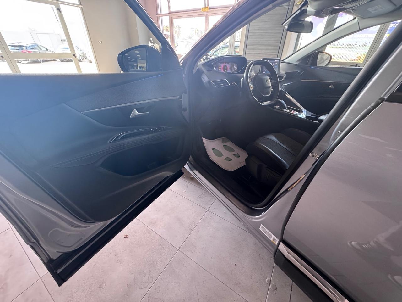 PEUGEOT 3008 MY2019 1.5 HDI 130CV AUTOMATICA CROSSWAY
